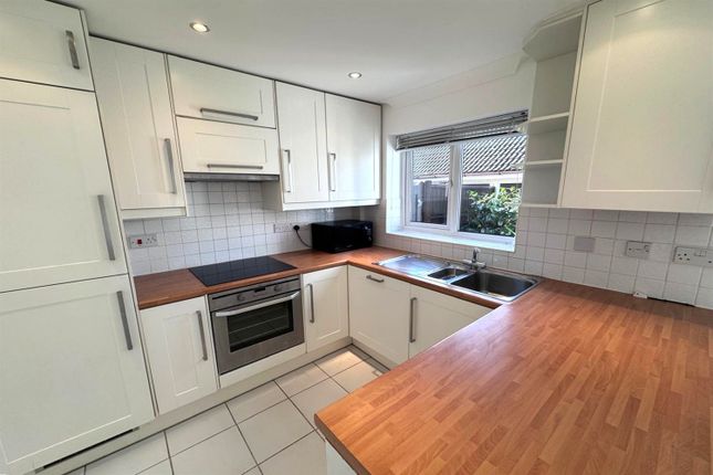 37, Pevensey Drive, Knutsford photo 4