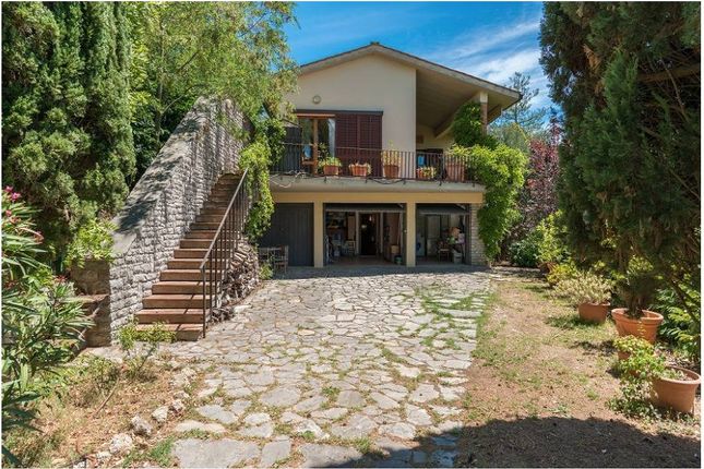 Villa for sale in Chiusi, Chiusi, Toscana