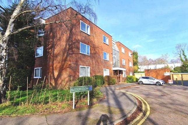 Flat to rent in Sutton Close, Beckenham