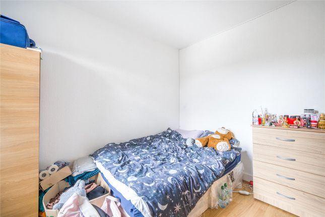 10b, Chesterfield Gardens, London photo 4