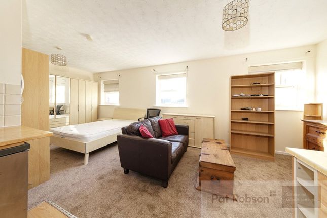 14, Charlotte Mews, Newcastle Upon Tyne photo 4