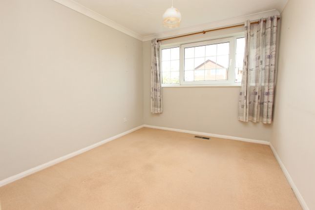 9, Sywell Avenue, Wellingborough photo 4