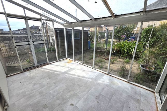 57 St. Helier Drive, Port Talbot photo 4