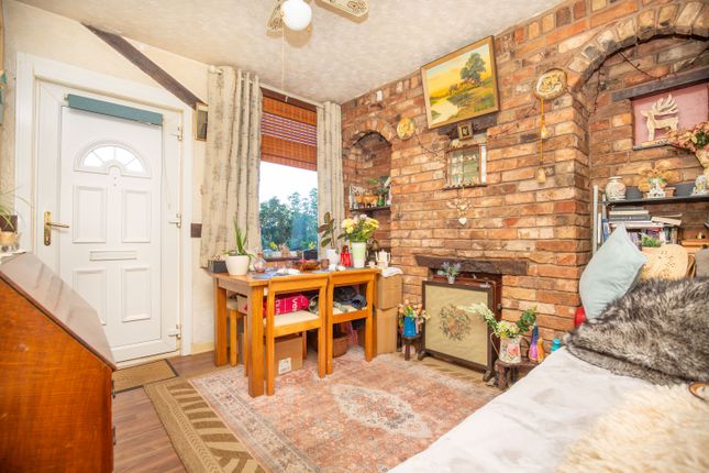 16, Atherstone Road, Atherstone photo 3
