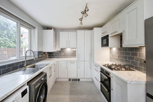78, Stamford Road, Greater Manchester photo 2