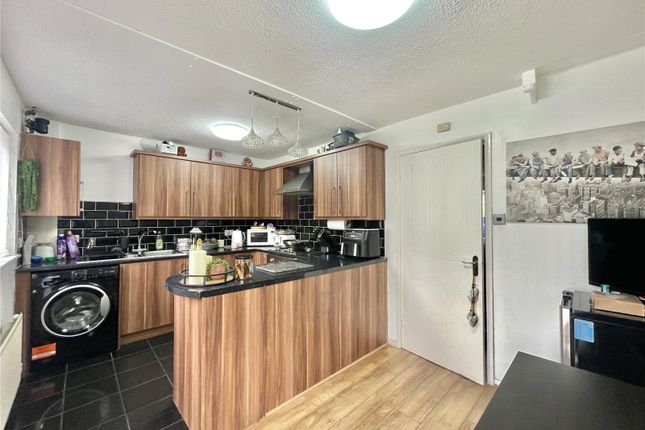 4, Chalgrave Close, Cheshire photo 4