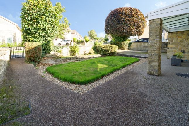 28, Sellerdale Avenue, Bradford photo 4