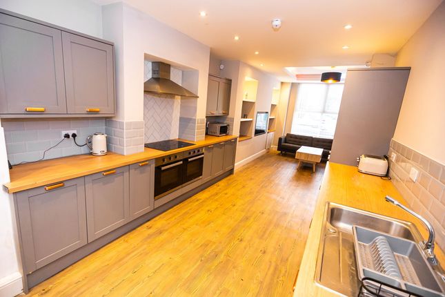 103 Lawrence Road, Liverpool photo 2