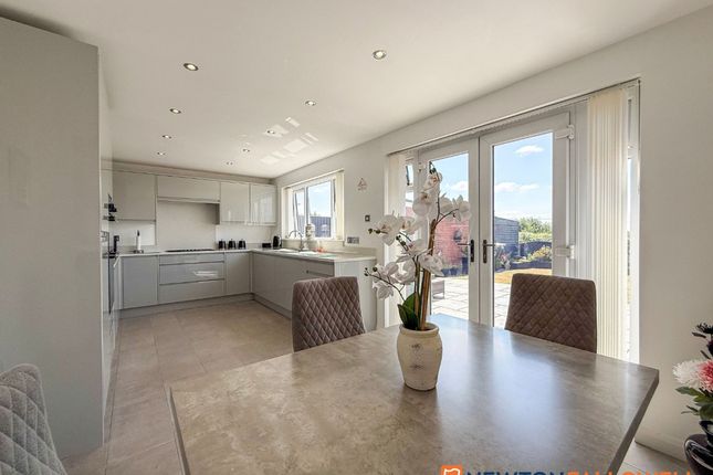 6 Ringrose Close, Newark photo 3