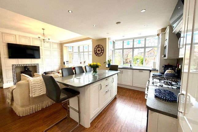 4 Everard Road, Southport photo 4