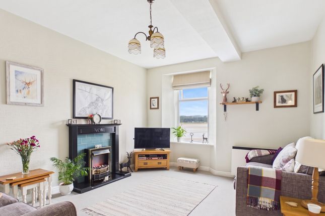 Flat Flat 6, Inglewood Court, The Promenade, Arnside photo 3