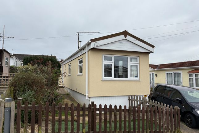 1-bed caravan on 18 Rustywell Park, Yeovil, £75,000