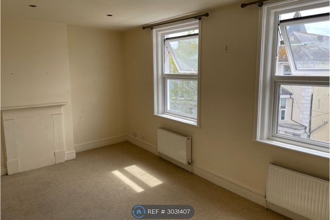 Flat, Pevensey Road, Eastbourne photo 4