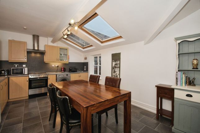 Flat 1, 11a, Concert Place, Derbyshire photo 4
