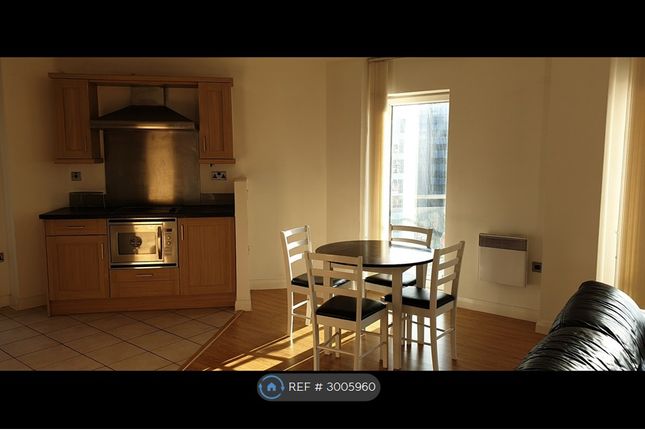 Apartment, X Q  Building Taylorson Street South, Salford photo 3