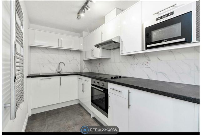 Thumbnail Flat to rent in Island House, Morden