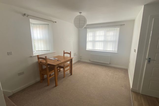 21, New Earswick Street, Stockton-on-Tees photo 3