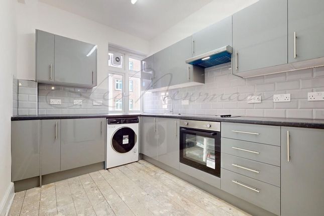 Thumbnail Flat to rent in Hall Road, St John's Wood