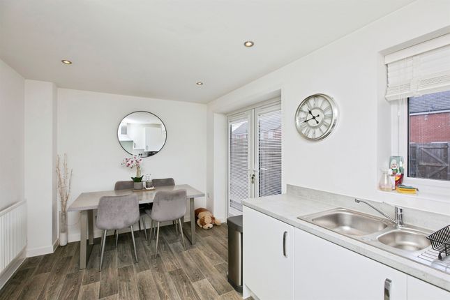 15, Wolfscote Close, Derby photo 4