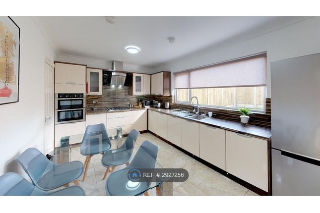 Helston Road, Leeds photo 2
