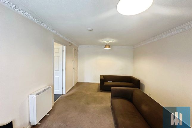 59, Northgate Lodge, West Yorkshire photo 4