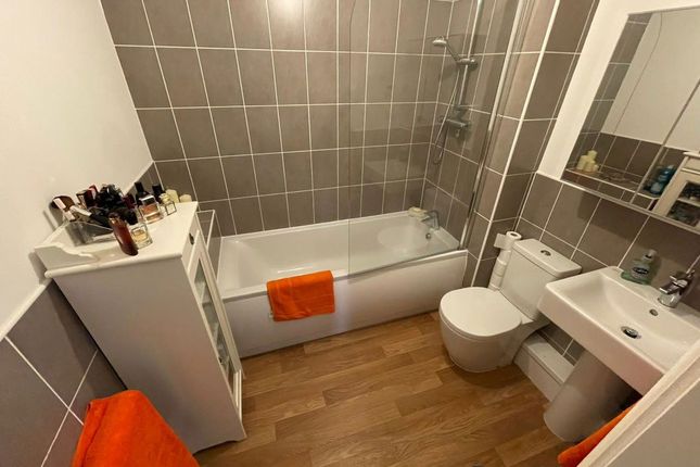 103, Glaisdale Court, County Durham photo 4