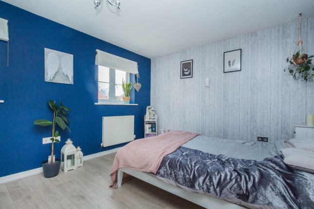 12, Fernmoor Drive, Irthlingborough photo 4