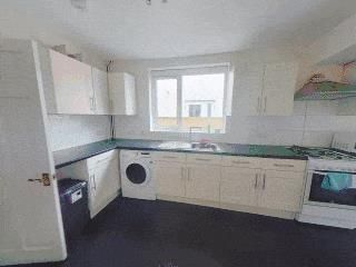 Terraced house to rent in Harold Road, Southsea