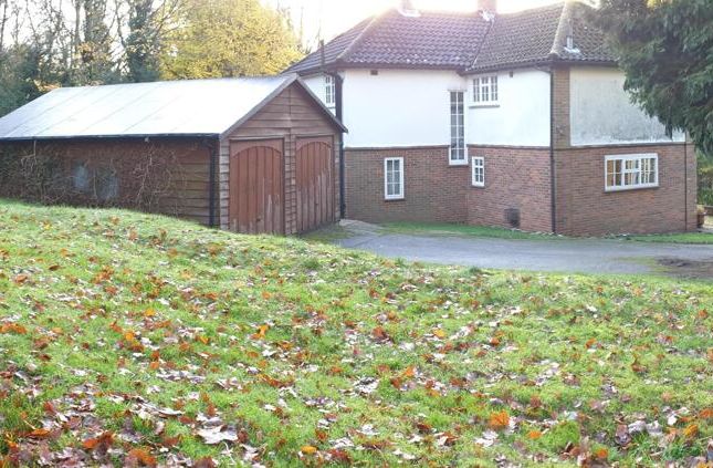 Highcombe, Long Hill, Woldingham photo 4