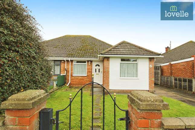 4, Coniston Avenue, Grimsby photo 3