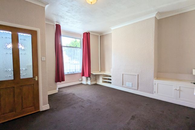 108, Darlington photo 2