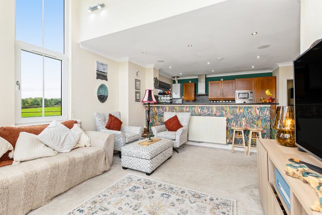 102, Jardine Place, Bathgate photo 4