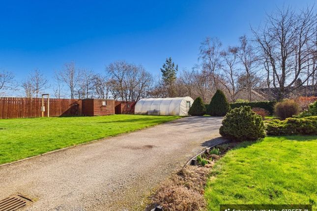 1 Waterside Gardens, Alford photo 3