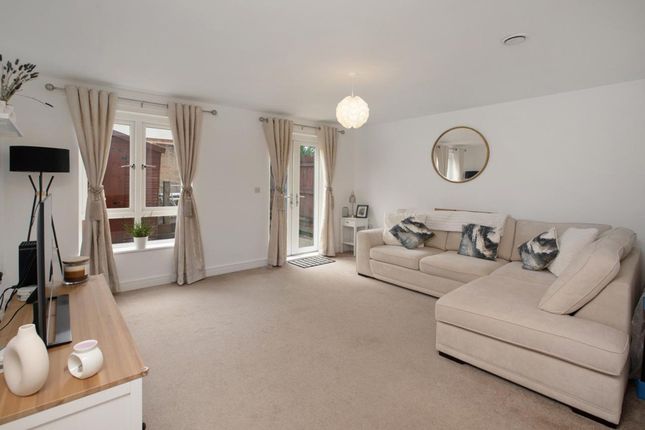 11 Shackleton Walk, Teignmouth photo 2