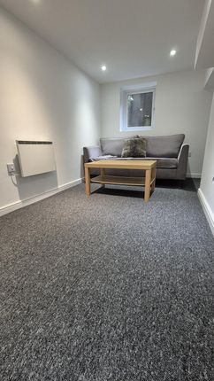 Thumbnail Flat to rent in Wilmslow Road, Withington, Manchester