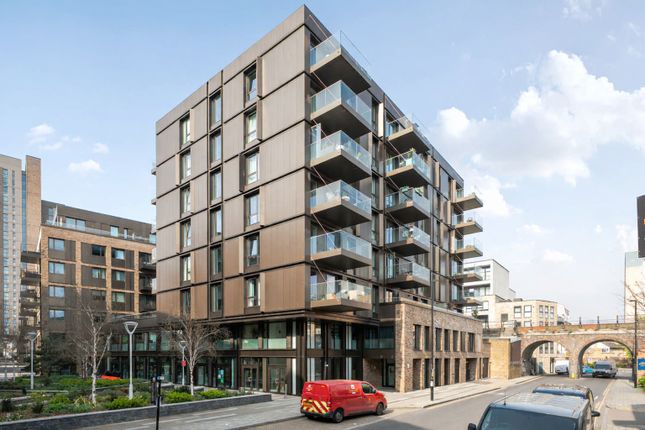 1-bed flat on 6 Casting House, Moulding Lane, London, £325,000