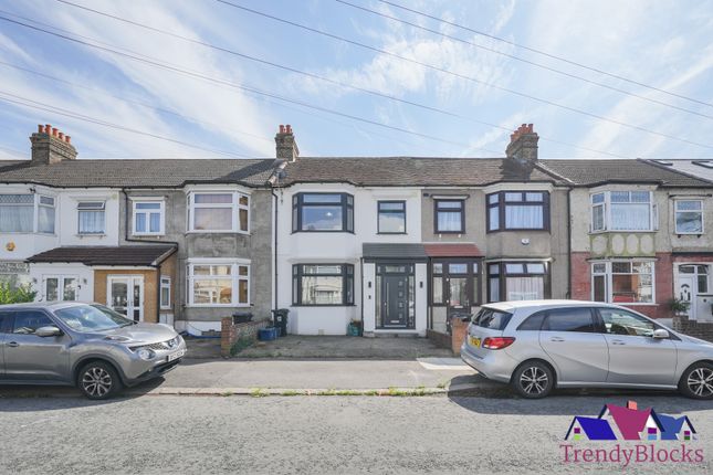 Thumbnail Terraced house to rent in Downshall Avenue, Ilford