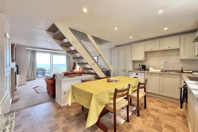 35, North Furzeham Road, Brixham photo 3