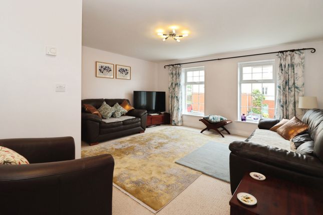29, Leaze Close, Bristol photo 3