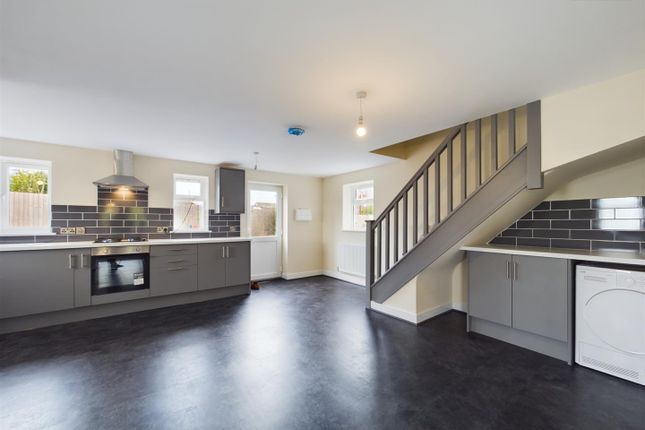 Thumbnail Semi-detached house for sale in Spalding Common, Spalding