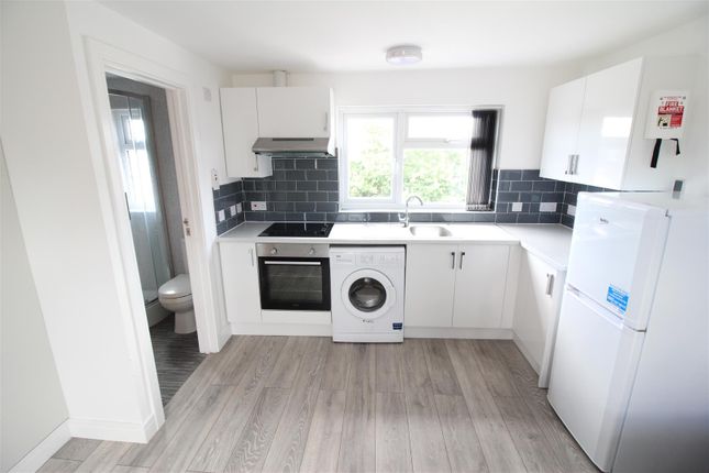 Studio to rent in Cathays Terrace, Cathays, Cardiff