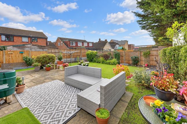 Melcombe Road, South Benfleet photo 4