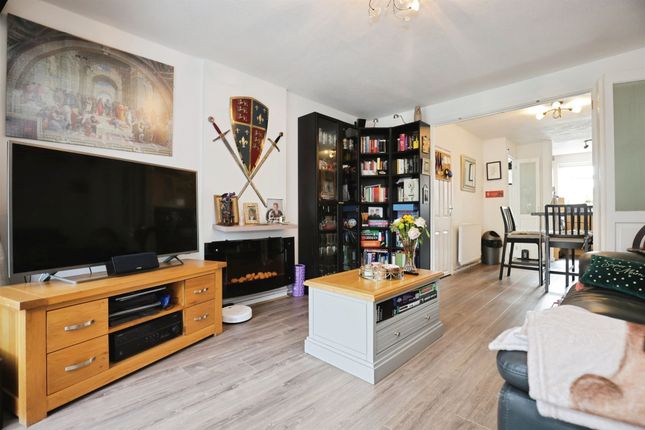 47, Morse Road, Leamington Spa photo 4
