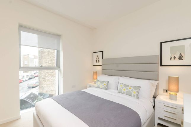 Thumbnail Flat to rent in Columbia Gardens, Earls Court, London