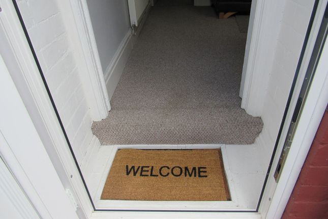 8 Consul Street, Manchester photo 2