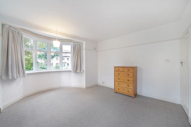 Granville Court, Granville Road, Stroud Green, London photo 4