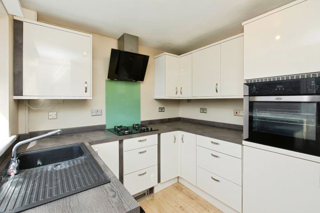1, Stewart Close, Derby photo 4