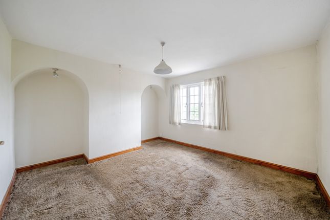 28, Mount Pleasant, Hertford Heath, Hertford photo 4