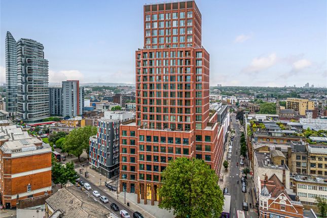 Thumbnail Flat for sale in The Arc, 225 City Road, Shoreditch, London