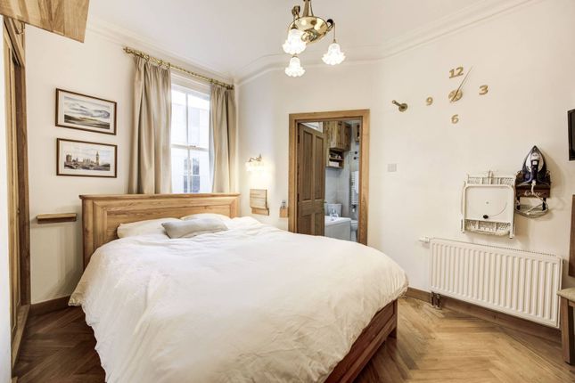 Flat for sale in Margravine Gardens, Barons Court, London